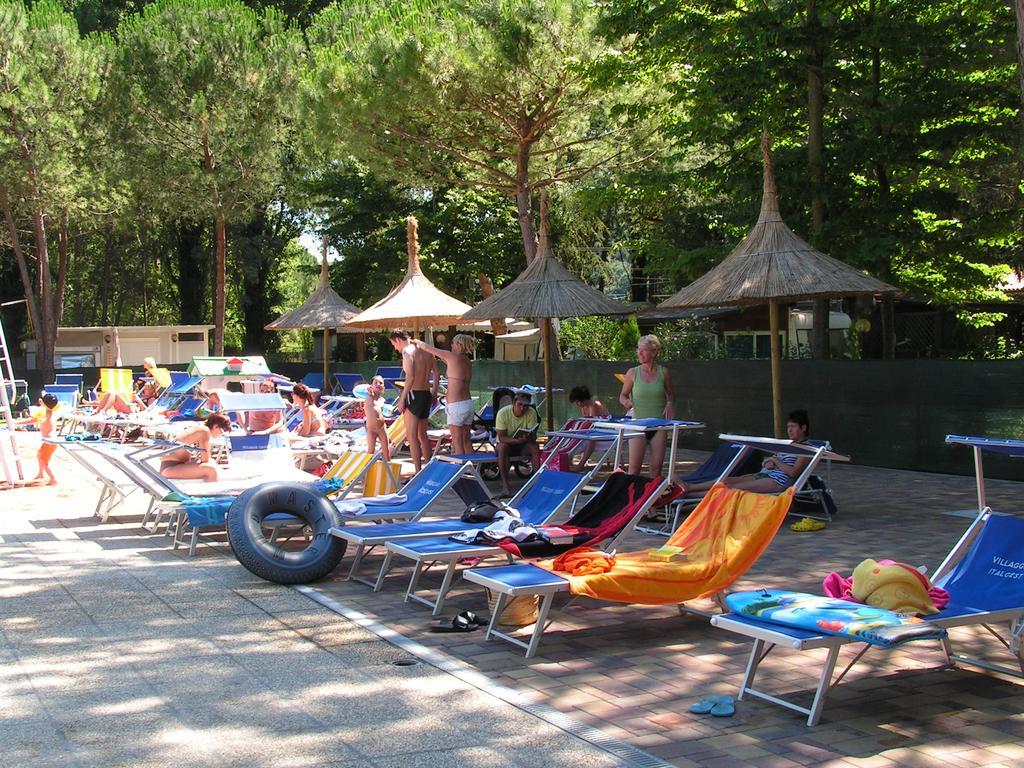 Camping Villaggio Italgest SantʼArcangelo Exterior foto
