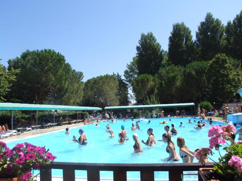 Camping Villaggio Italgest SantʼArcangelo Exterior foto